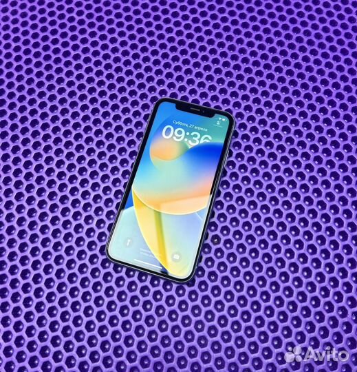 iPhone Xr, 64 ГБ