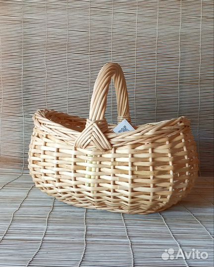 Плетеная корзина