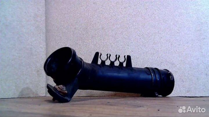 Патрубок интеркулера Volkswagen Touran - 1 поколен