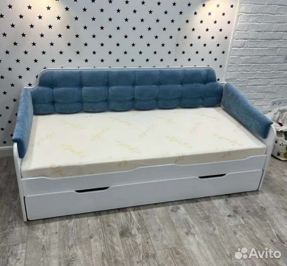 Кровать новая детская с матрасом, 2 спальных места