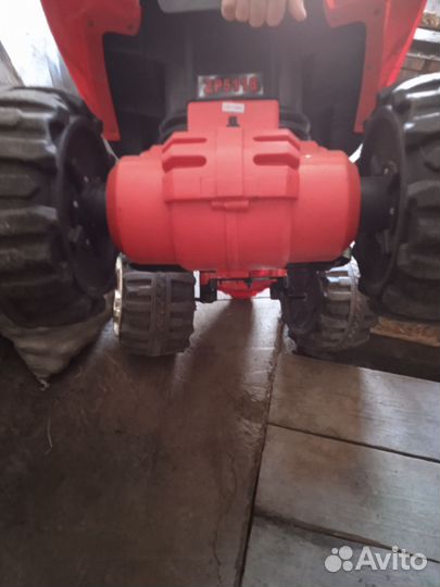 Детский квадроцикл на аккумуляторе