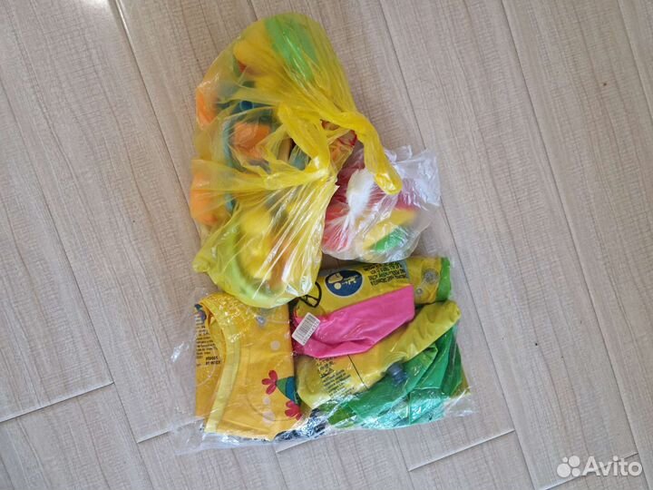 Детские игрушки пакетом