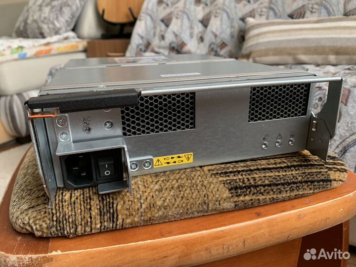 Блик питания DPS-600QB A