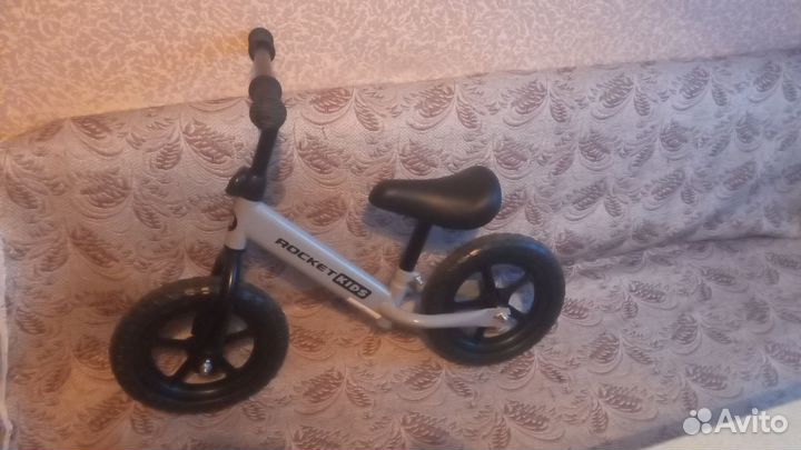 Беговел детский от 2 лет. Новый