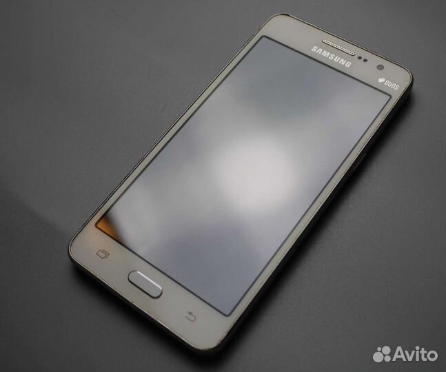 Телефон Samsung Grand Prime