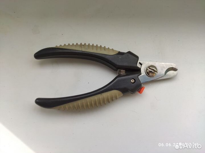 Когтерезка для собак