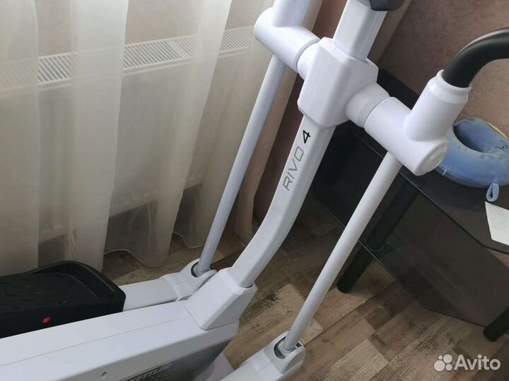 Эллиптический тренажёр Kettler Rivo 4