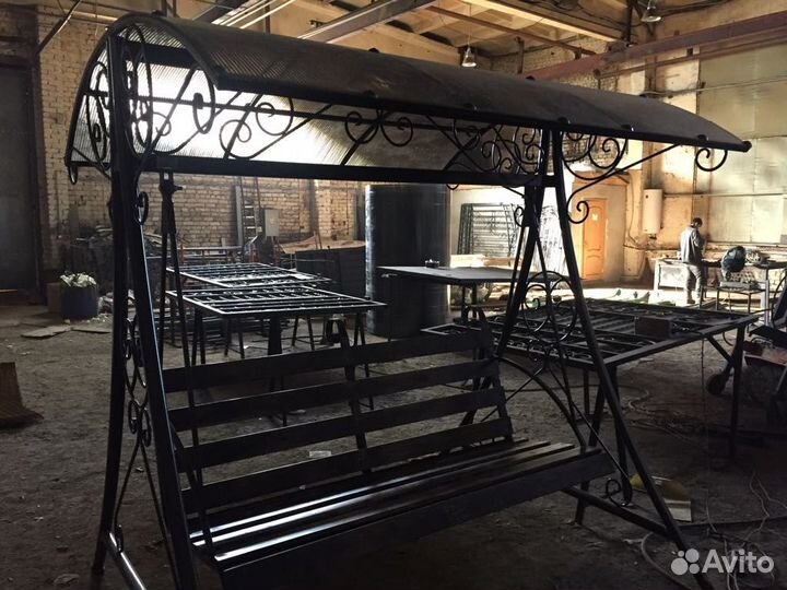 Мангал с крышей