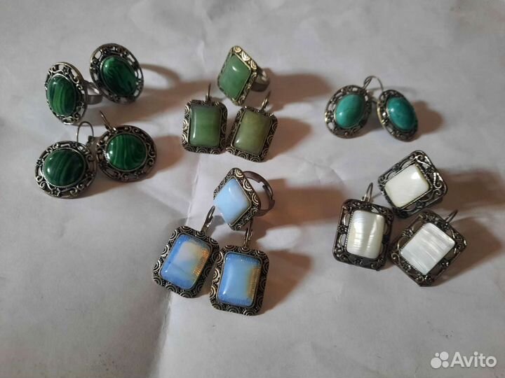 Кольца серьги бусы браслеты