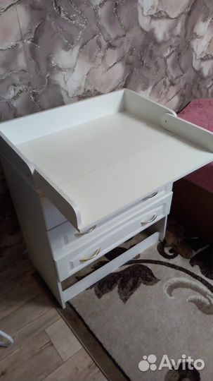 Пеленальный столик с комодом