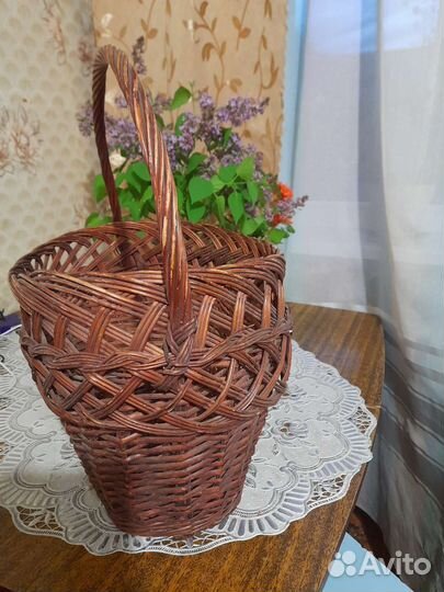 Корзина плетеная