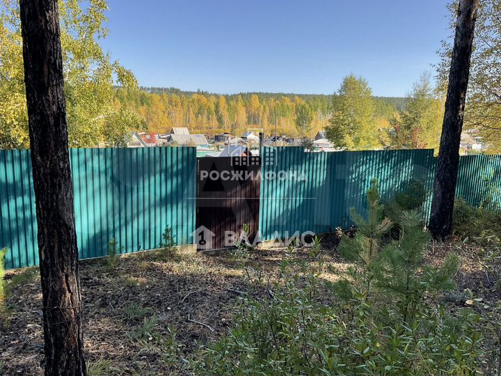 Дом 30 м² на участке 11 сот.