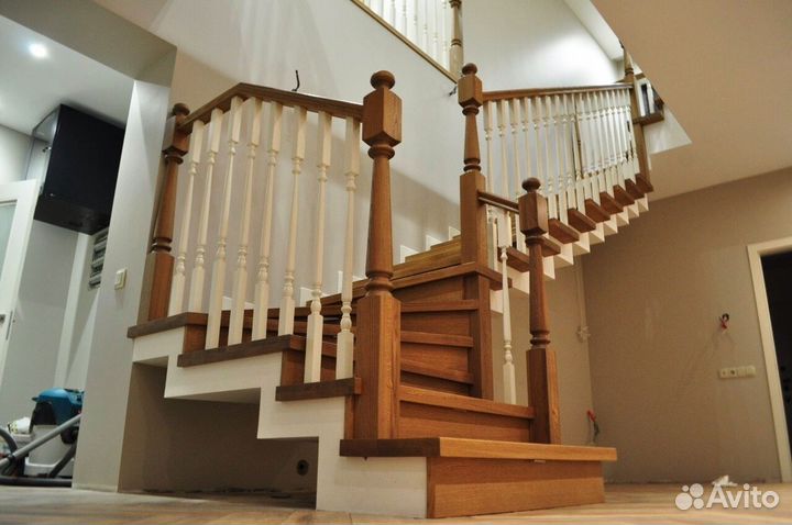 Ступени для лестниц и другие комплектующие К