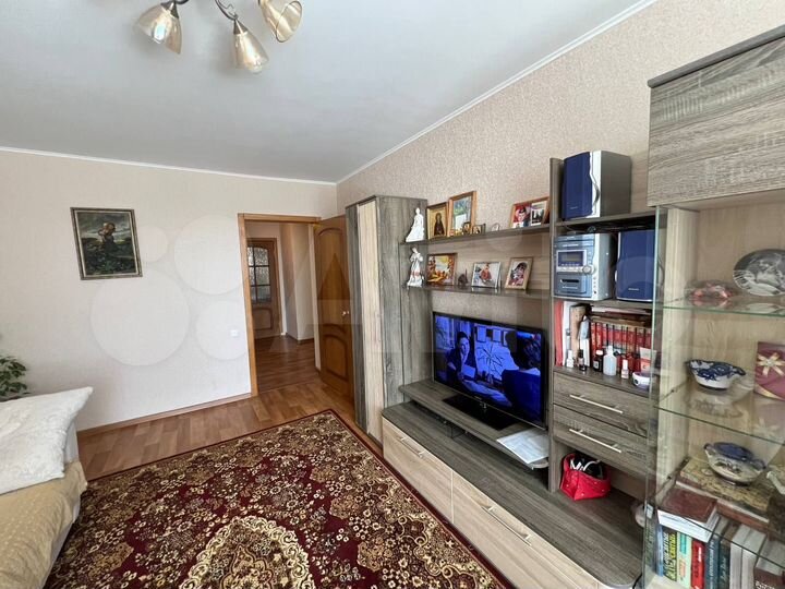 3-к. квартира, 72 м², 6/10 эт.