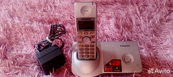 Телефон Panasonic