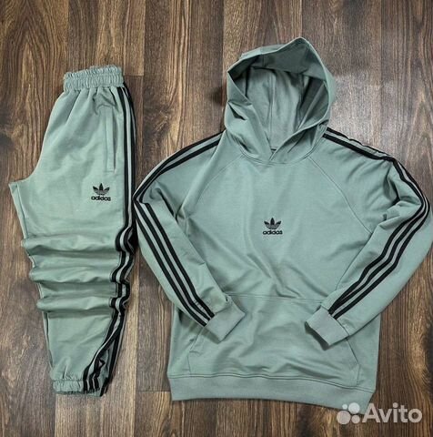 Спортивный костюм Adidas