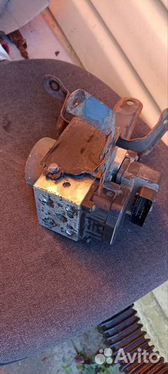 Блок ABS Nissan marth micra k11