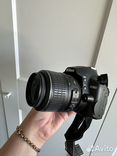 Зеркальный фотоаппарат Nikon D3000