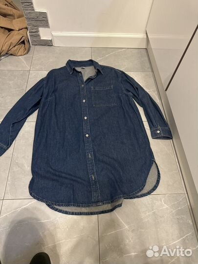 Джинсовая рубашка бренда «H&M»