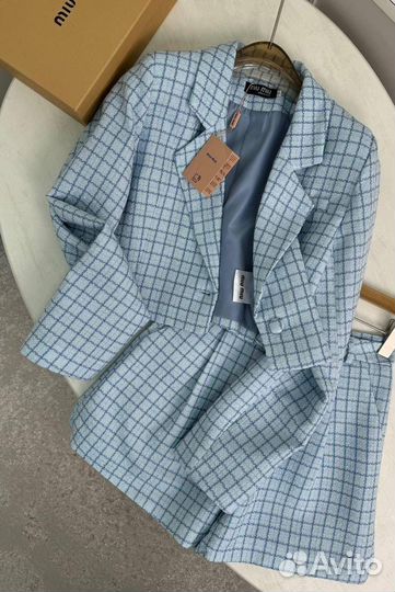 MiuMiu костюм стильный (топ 2025)