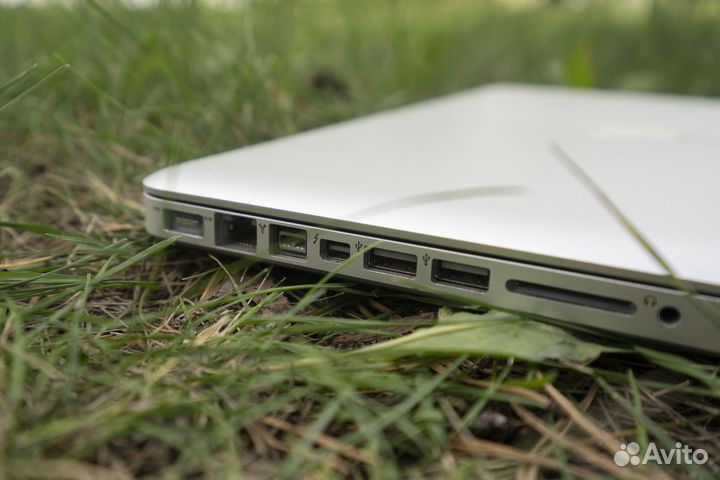 MacBook Pro 13 2011 i5 / 4Gb / 256Gb SSD