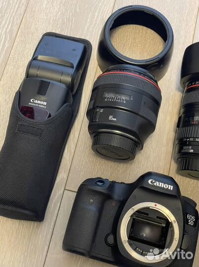 Фотоаппарат Canon EOS 5D Mark III с объективами