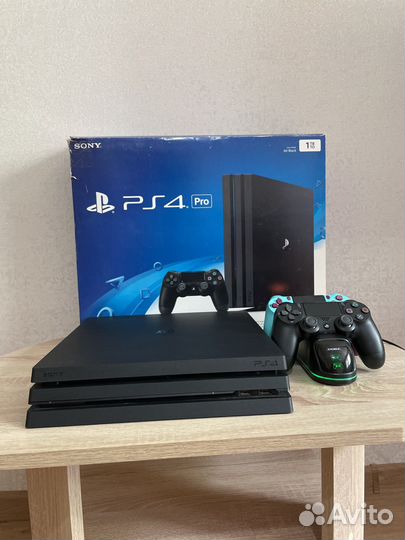 Sony PS4 Pro 1tb с Играми