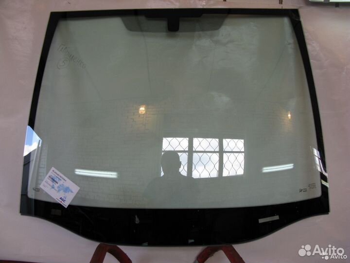 Лобовое стекло бмв все модели