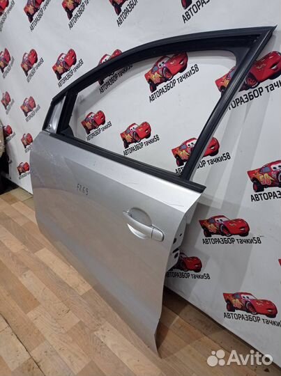 Дверь передняя левая Volkswagen Polo