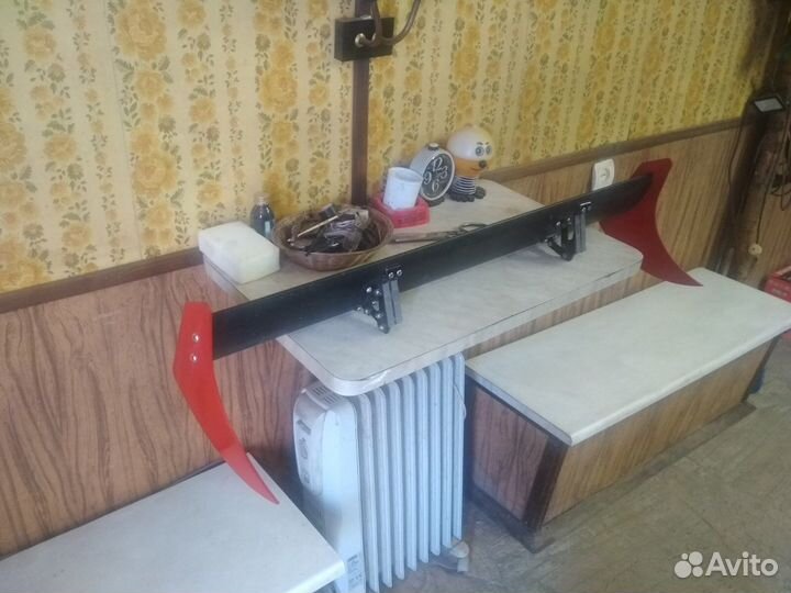 Спортивный спойлер (универсальный)