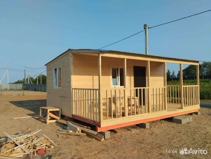 Бытовка с террасой 6х5м