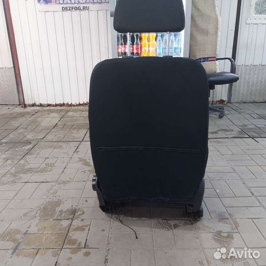 Передние сиденья mercedes