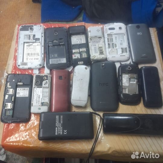 Телефоны на запчасти