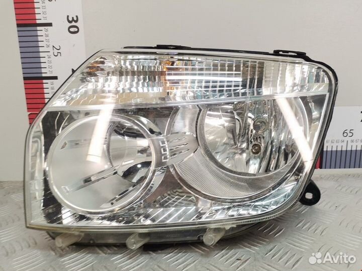 Фара левая Dacia Duster 2013 1305236683