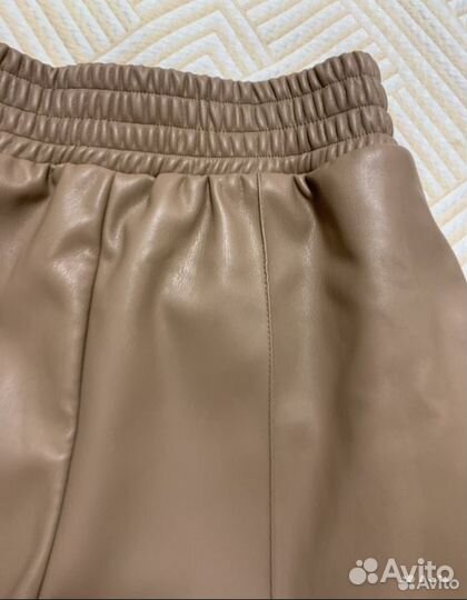 Шорты женские кожаные