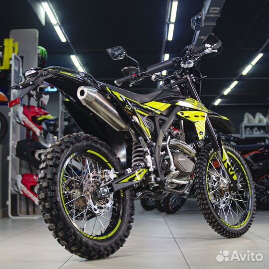 Мотоцикл Regulmoto ZR PR 4 valves