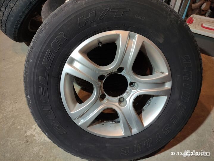 Bridgestone Dueler A/T 245/70 R16