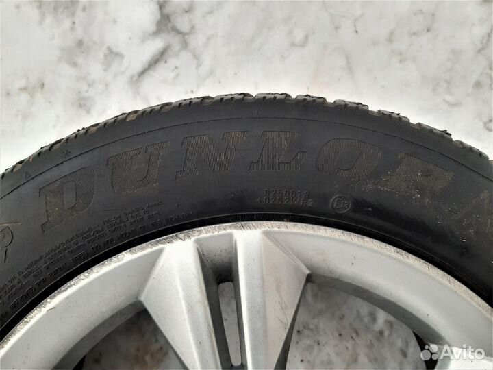 Dunlop Winter Sport 5 215/55 R16 93H