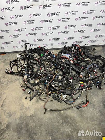 Проводка салона BMW 5 G30/G31 G30 2017 61112449598