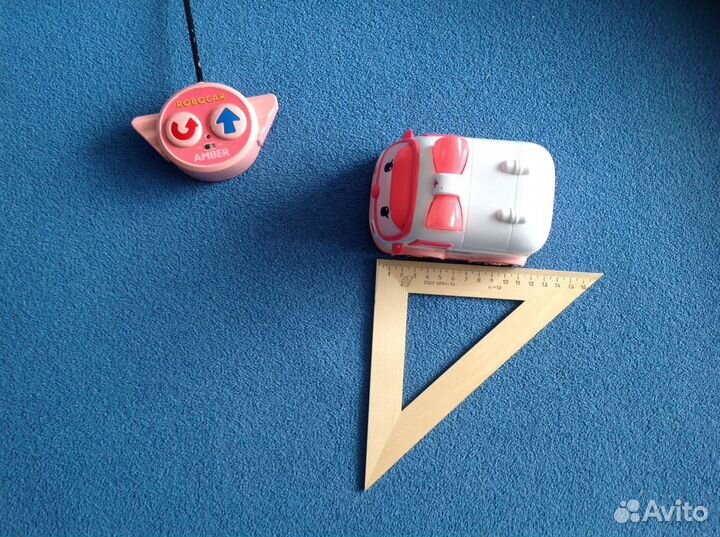 Робокар поли на управлении