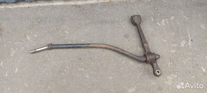 Рычаг подвески нижний передний правый LADA Priora