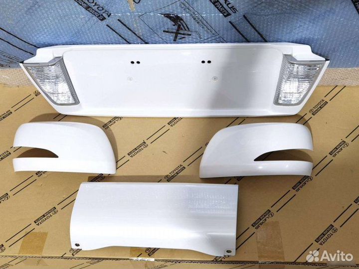 Накладка номера задняя Lexus Lx 450