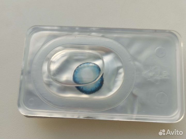 Голубые линзы для глаз