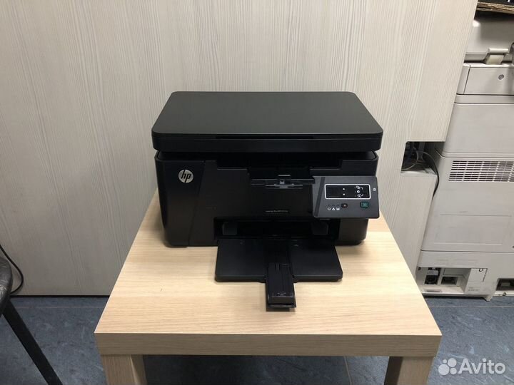 Лазерное мфу HP LJ Pro MFP M125r (как новый)