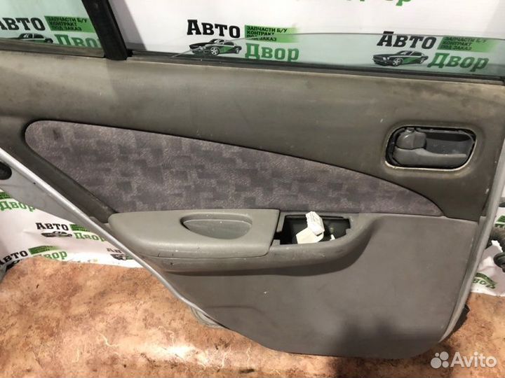 Дверь боковая задняя левая Nissan Sunny FB15
