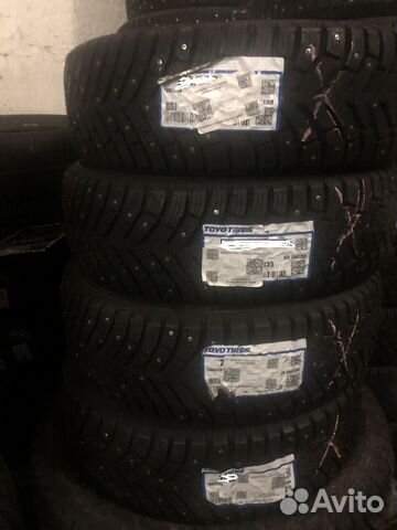 Toyo Observe Ice-Freezer SUV 215/65 R17 103T