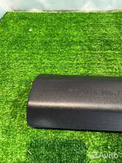 Заглушка номера кузова (1) Lexus Nx300H AYZ10