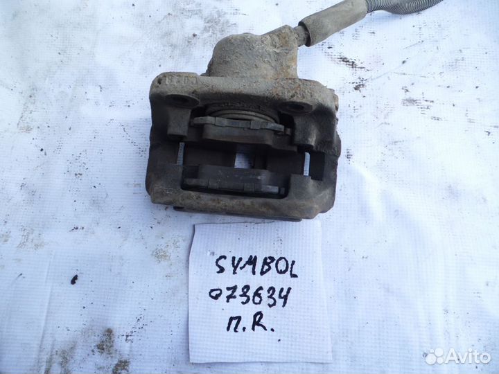 Суппорт тормозной передний правый Renault Clio II