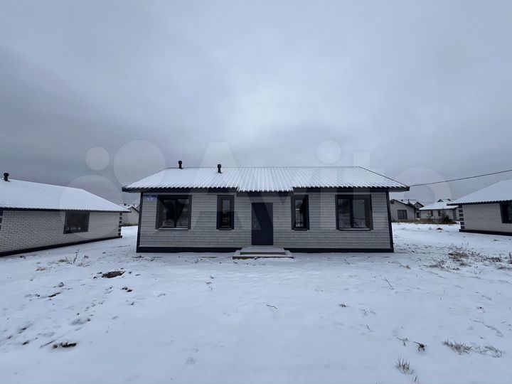 Дом 100 м² на участке 8 сот.