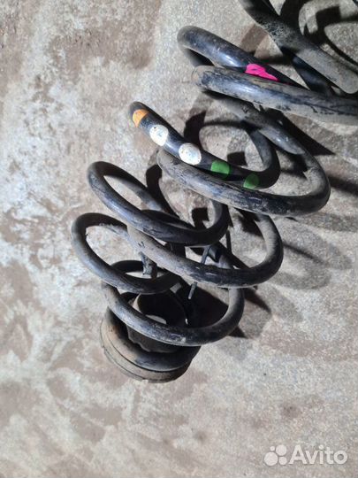 Пружина подвески задняя Volkswagen Polo 5 2013